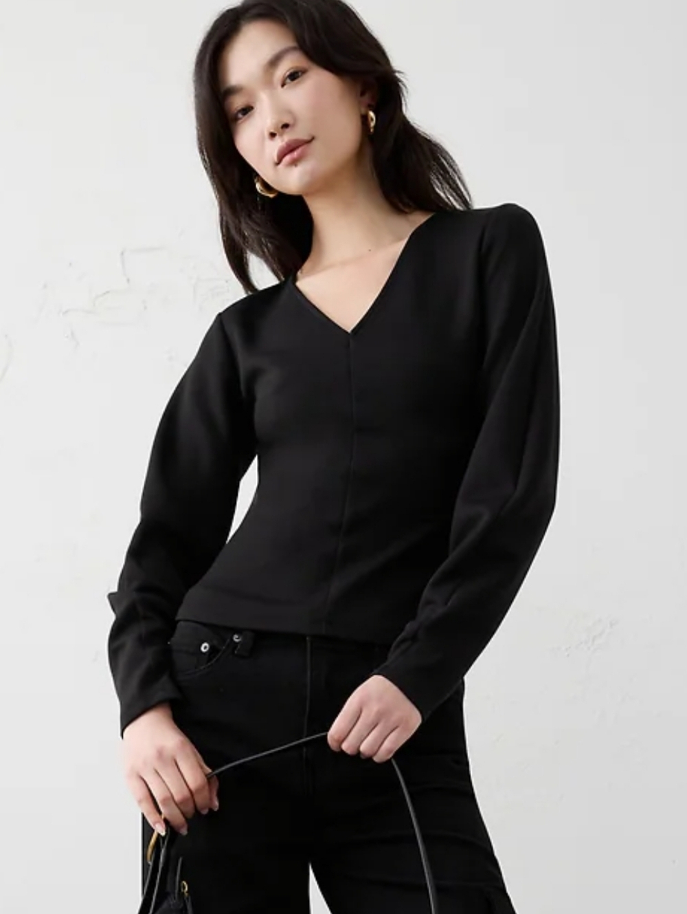 Banana Republic Women Soft Touch Seam Top Long Sleeve V-neck Minimalist Size S